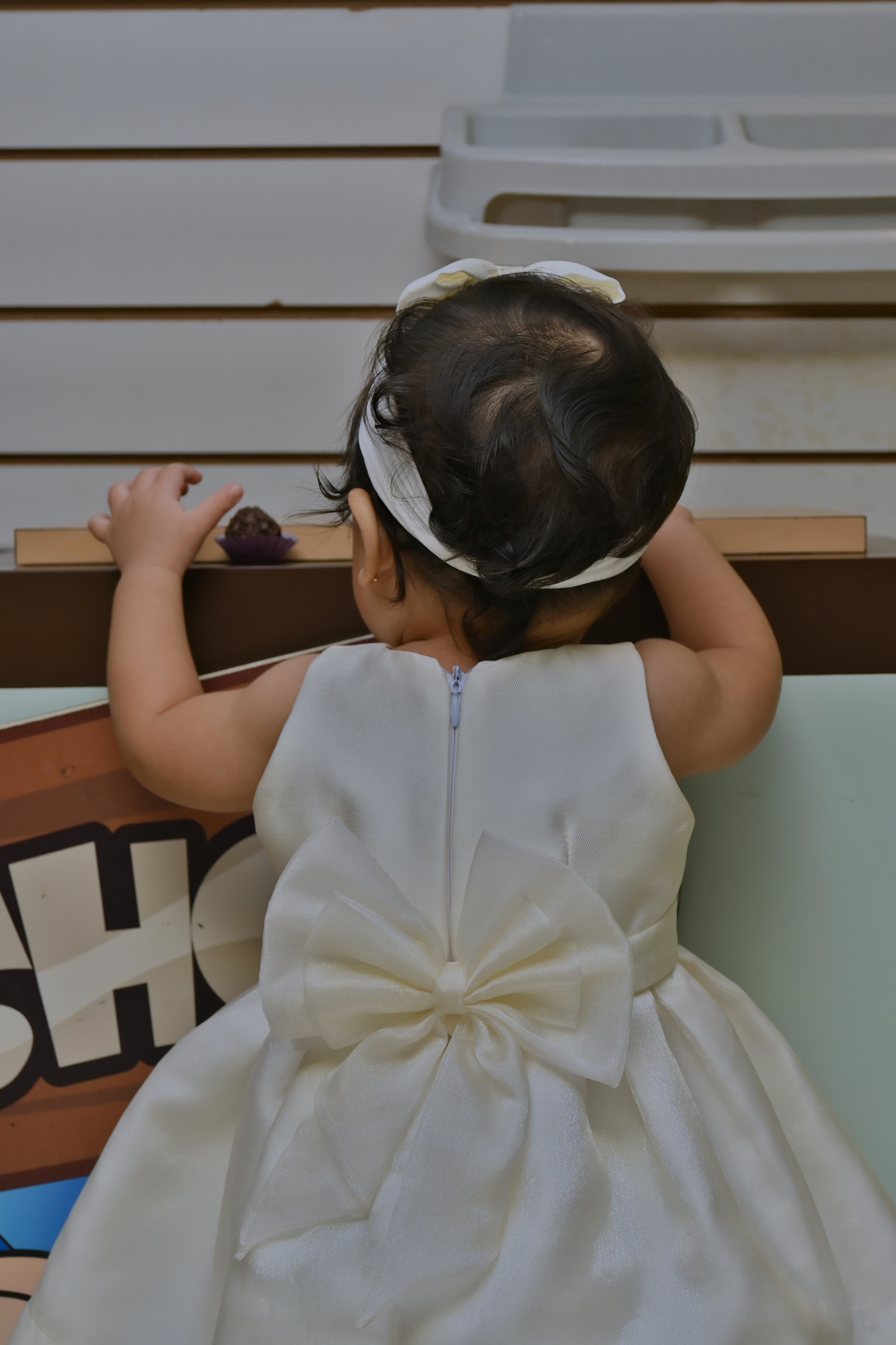 Sofia Ayumi sorrindo em seu aniversário