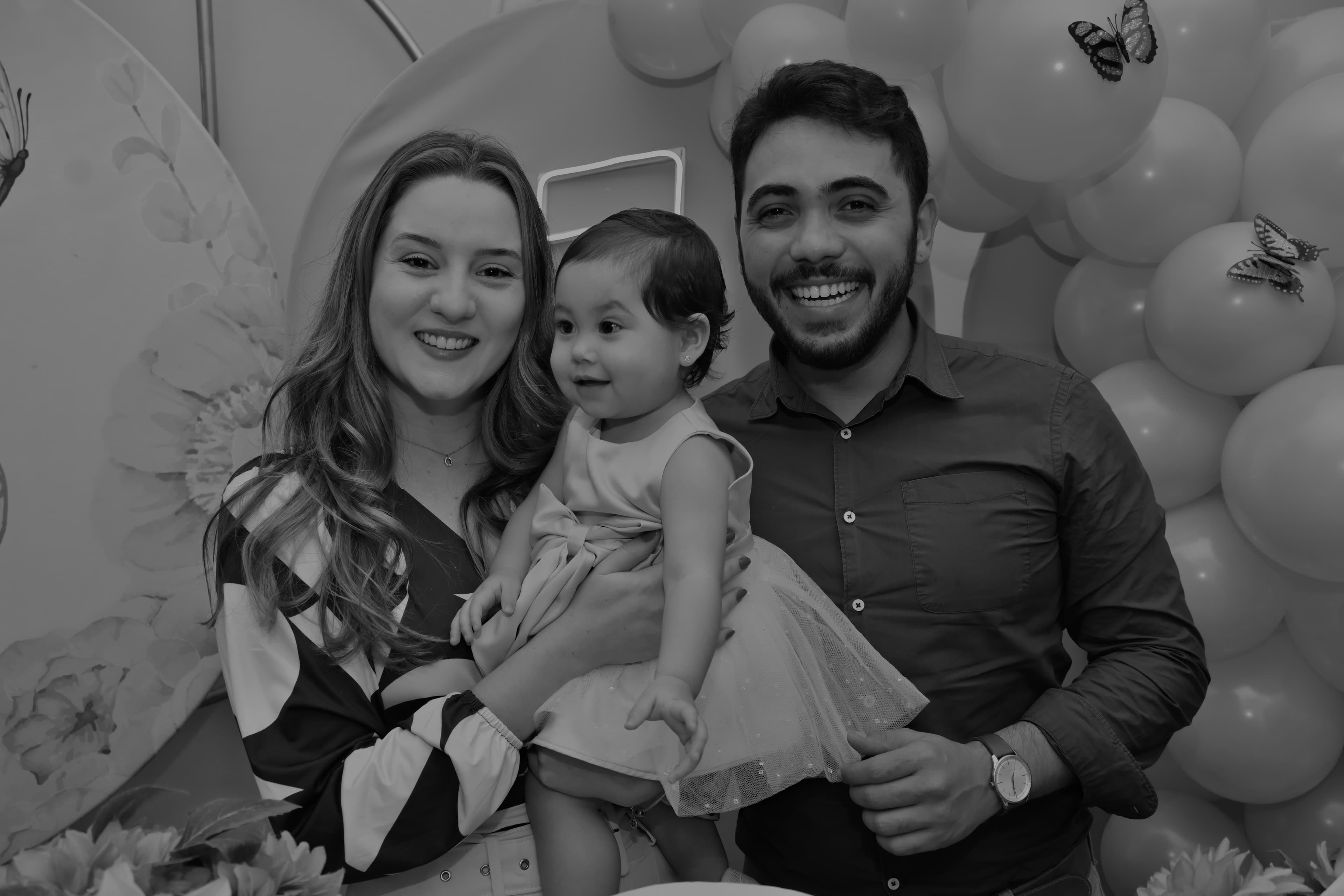 Sofia Ayumi sorrindo em seu aniversário