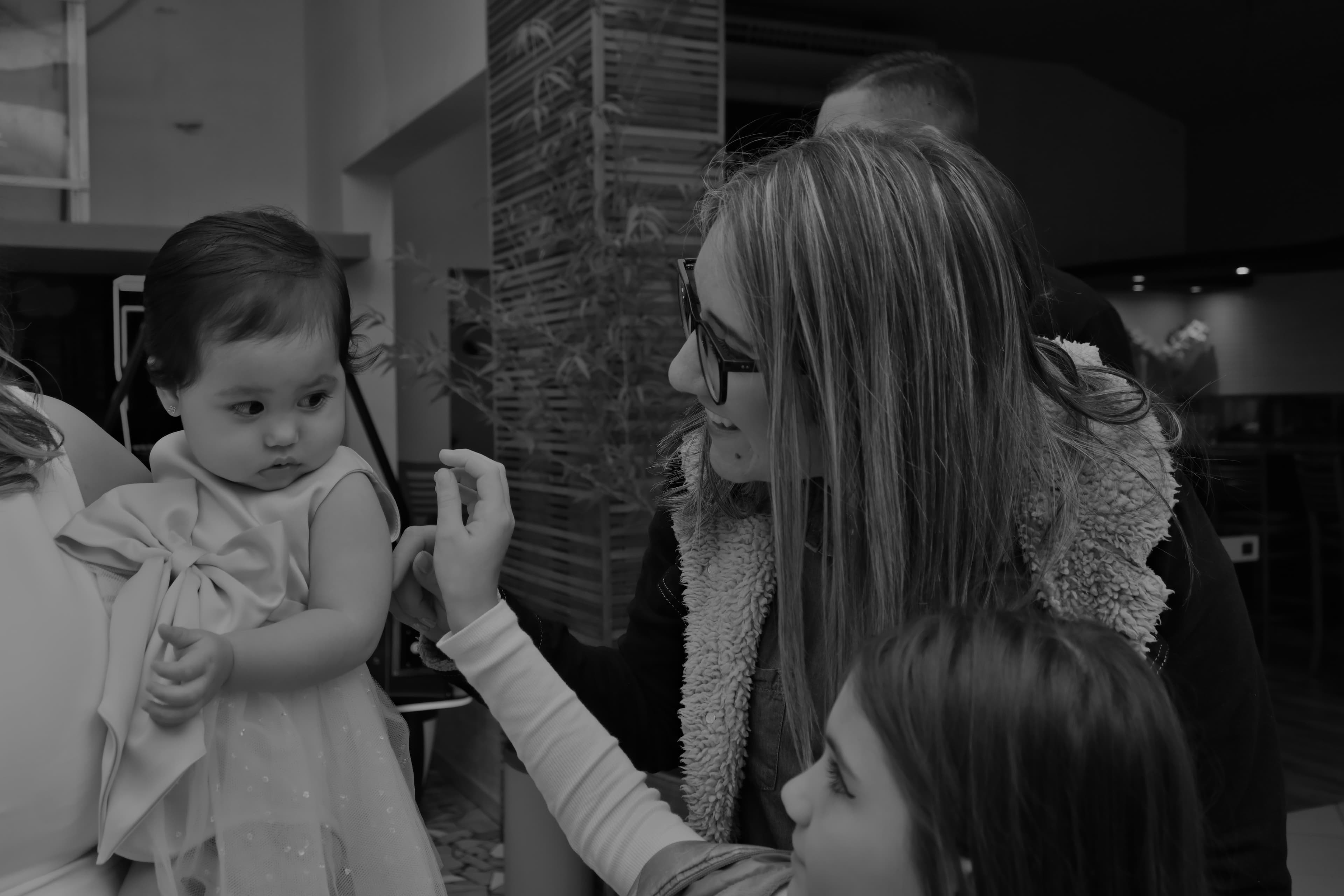 Sofia Ayumi sorrindo em seu aniversário