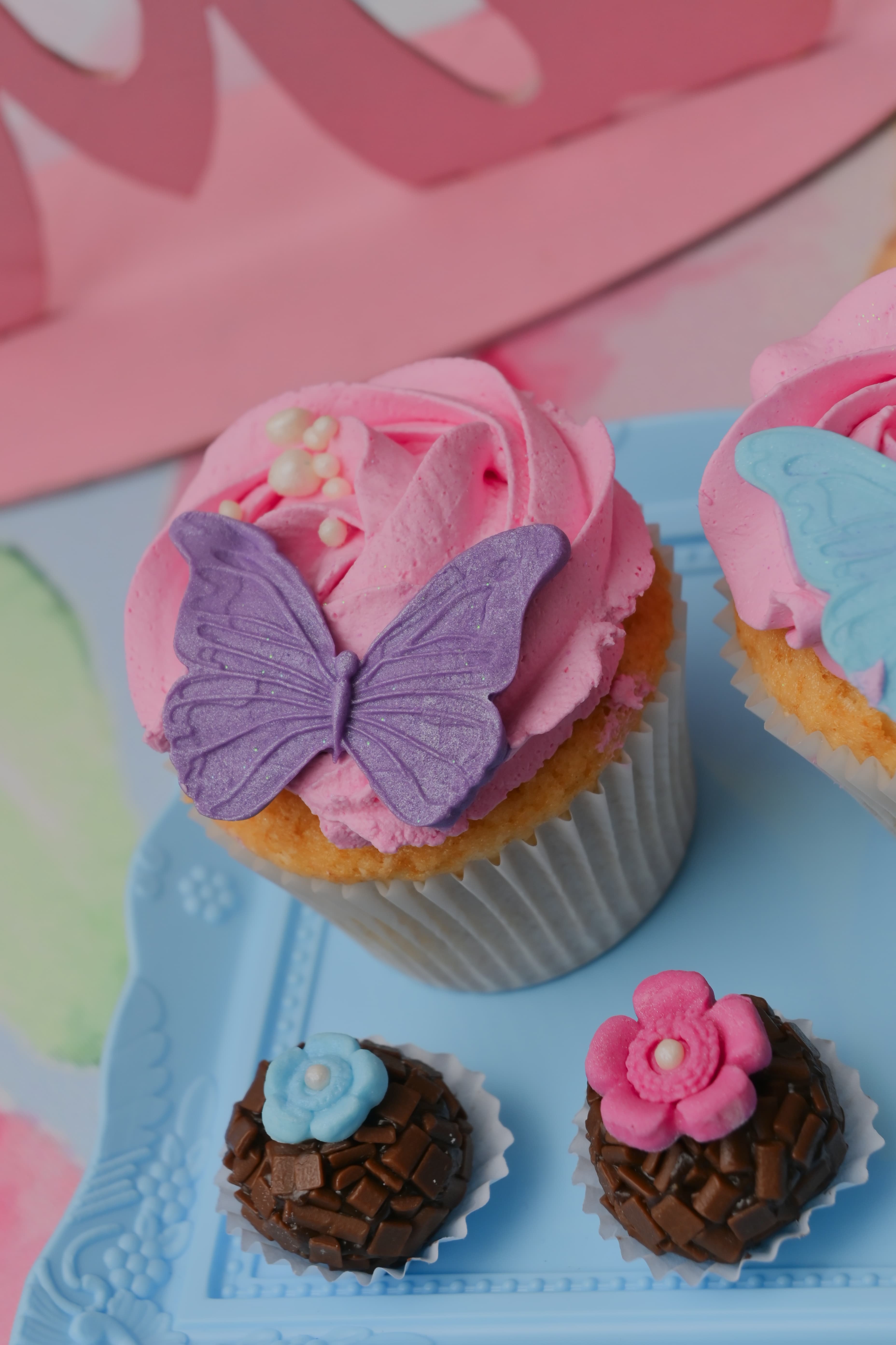 Sofia Ayumi sorrindo em seu aniversário